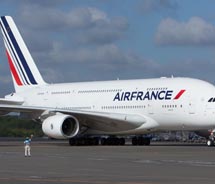 Air France has a new flight from Paris to LAX on the A380. // c 2011 Air France